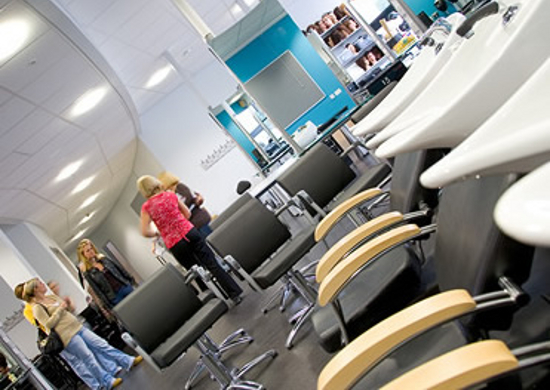 The salon at Macclesfield college. I'm lecturing to level 2 and level 3 students here!